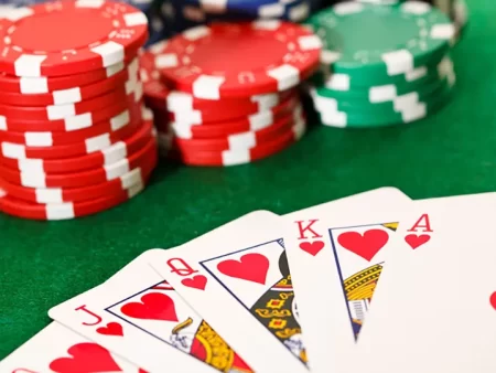 Bí Kíp Đánh Bại Đối Thủ Trong Mậu Binh Poker Tại Casino Online Vietnam