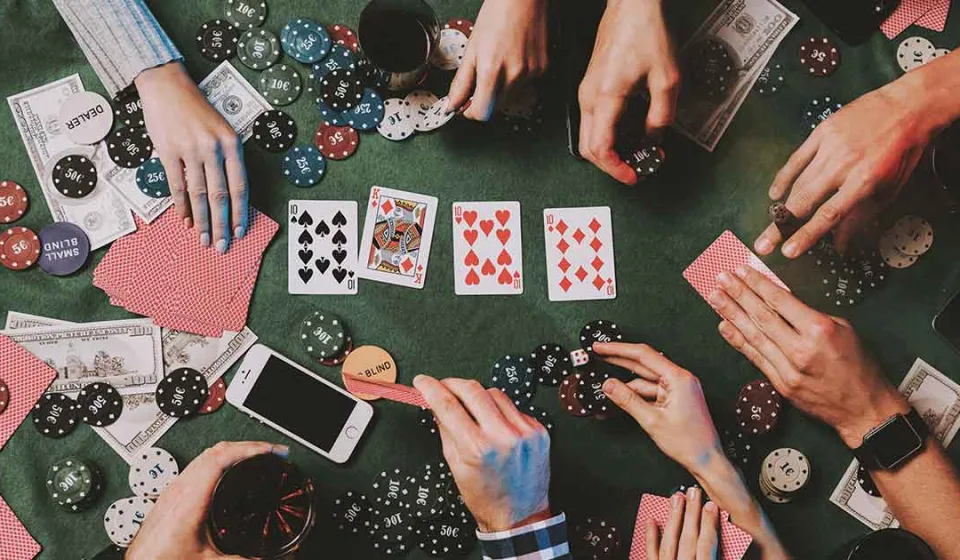 Chiến Thuật Chơi Poker Online